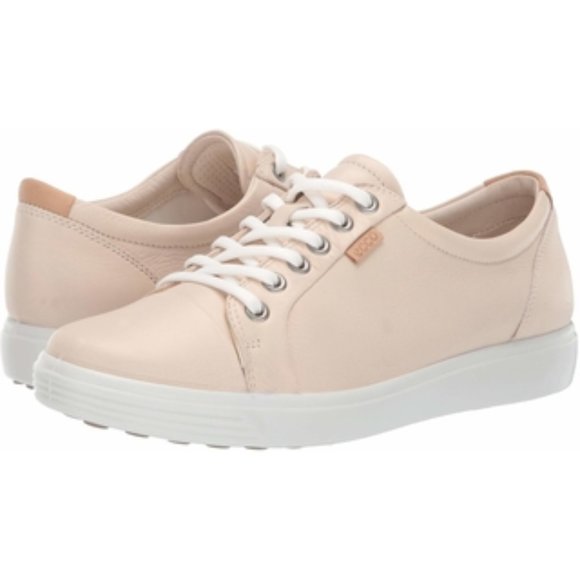 ecco soft 7 long lace perforated sneaker